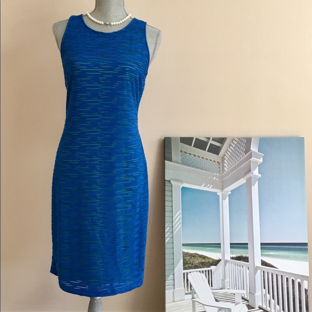 Flirty Two Tone Sheath Dress 🌴